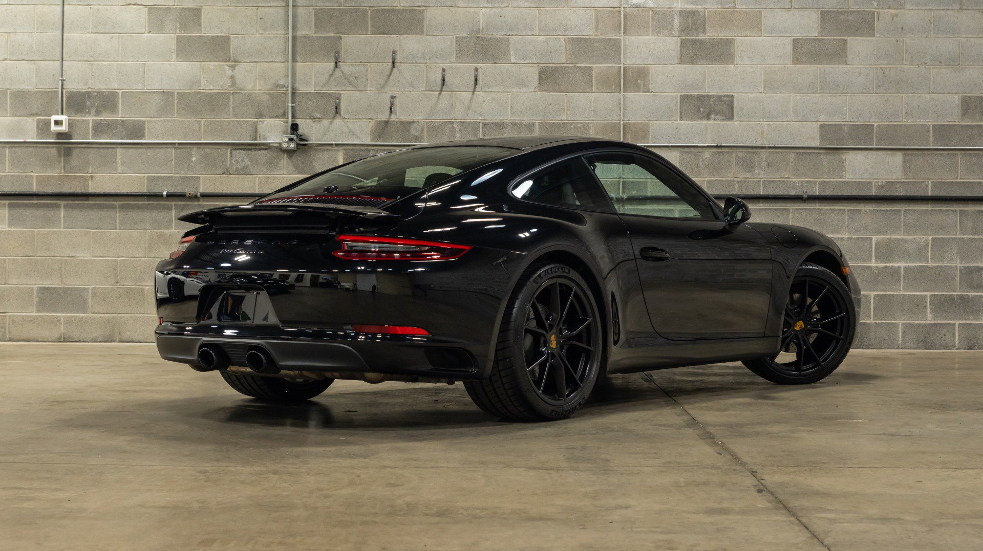Used 2019 Porsche 911 Carrera RWD image 8