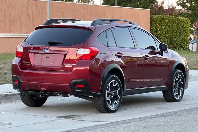 Used 2017 Subaru Crosstrek 2.0i Premium image 4
