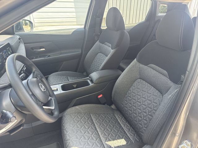 New 2026 Nissan Kicks SV w/ Charging Package FWD image 14