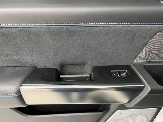 Used 2025 Ford F450 Platinum w/ FX4 Off-Road Package image 41