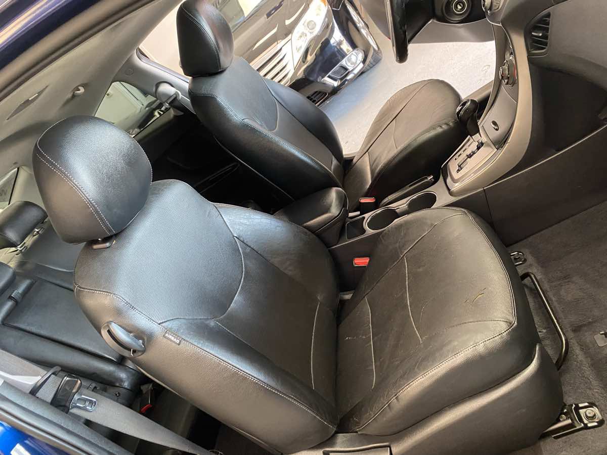 Used 2013 Hyundai Elantra SE FWD image 21