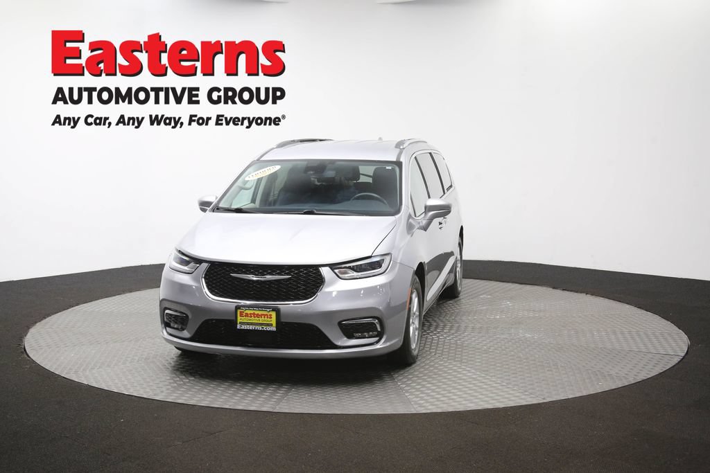 Used 2021 Chrysler Pacifica Touring-L FWD image 56