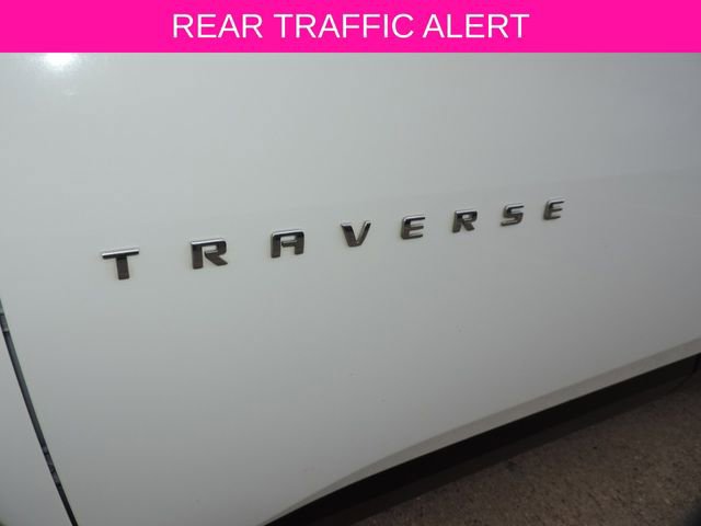 Used 2018 Chevrolet Traverse LT FWD image 12