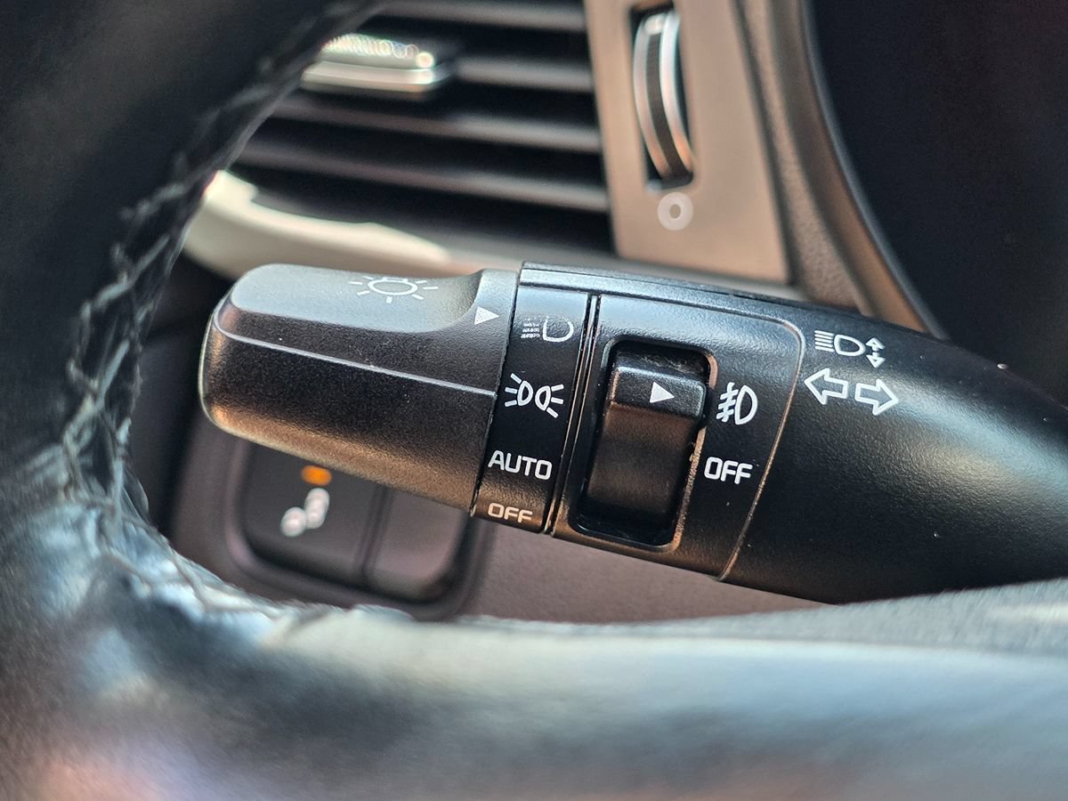 Used 2018 Kia Optima S FWD image 44