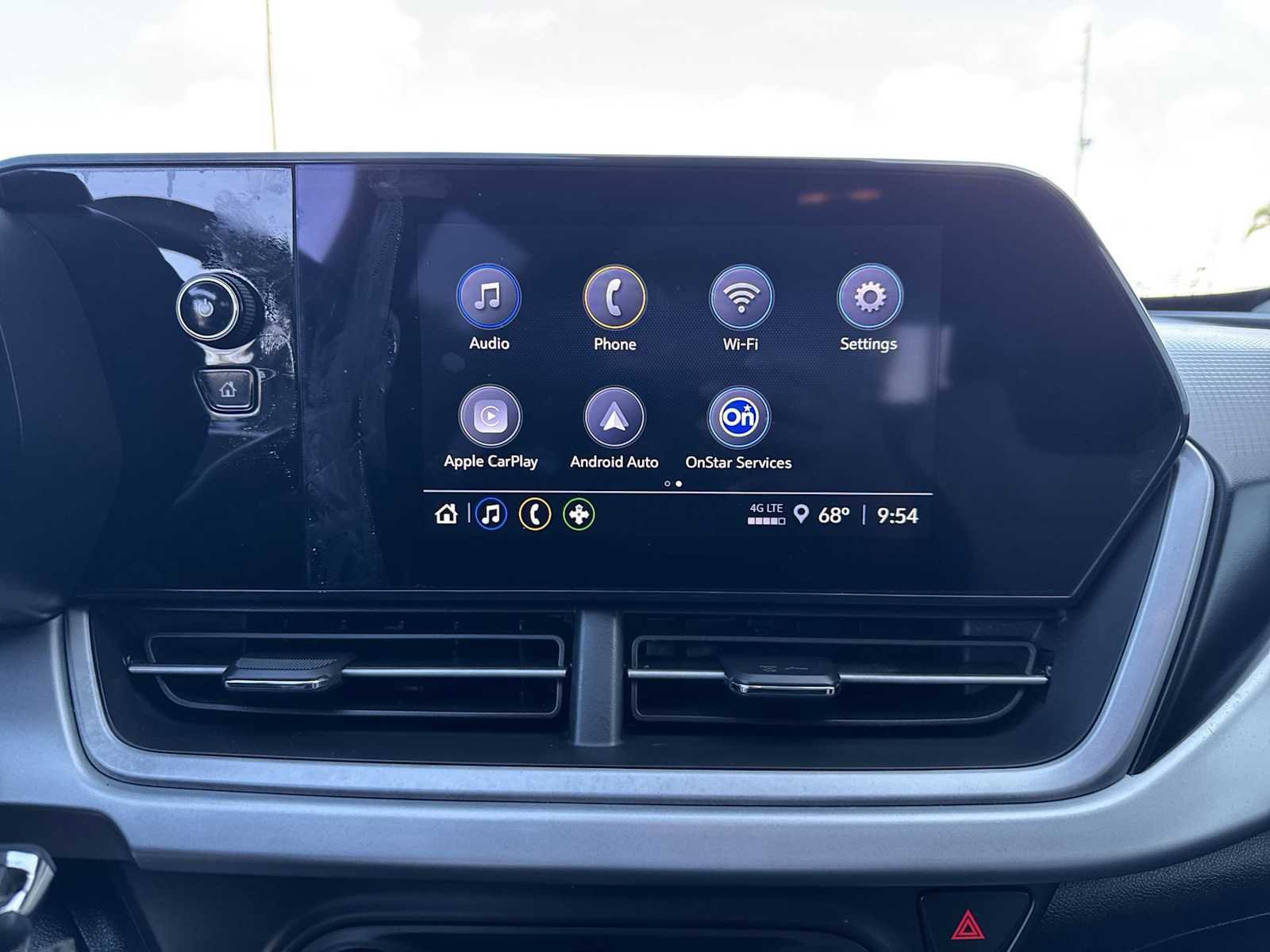 Used 2024 Chevrolet Trax LS w/ LS Convenience Package image 25