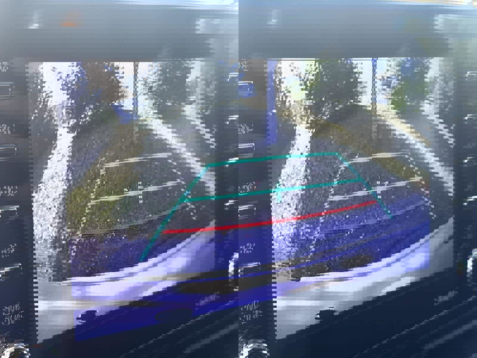 Used 2021 Toyota C-HR XLE image 22