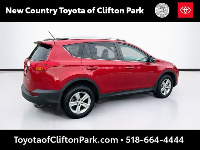 Used 2014 Toyota RAV4 XLE AWD/4WD image 7