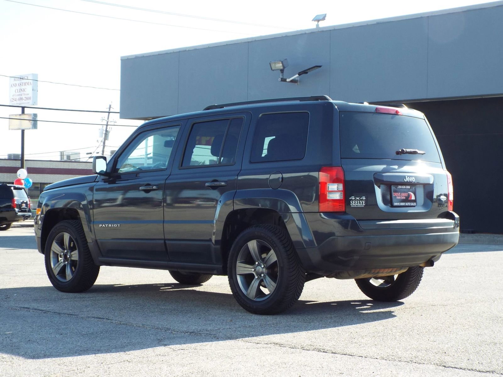 Used 2015 Jeep Patriot High Altitude image 6