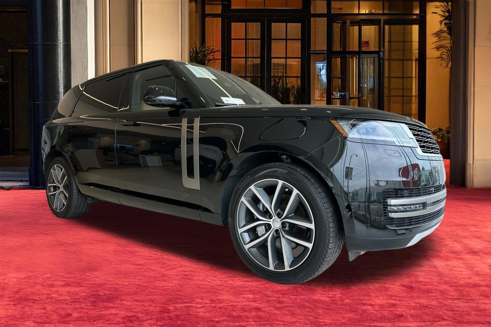 Certified 2025 Land Rover Range Rover Long Wheelbase SE image 8