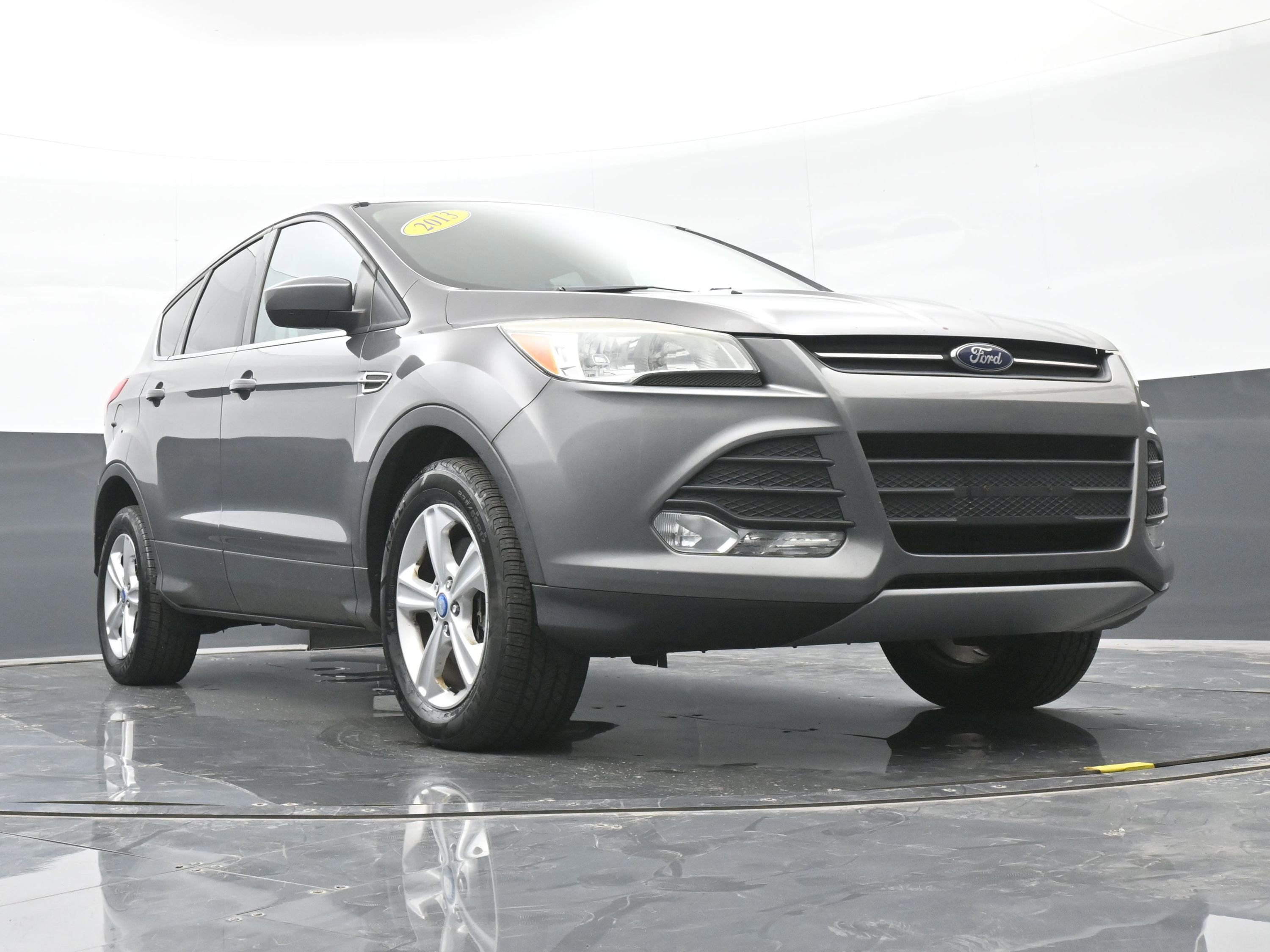 Used 2013 Ford Escape SE image 40