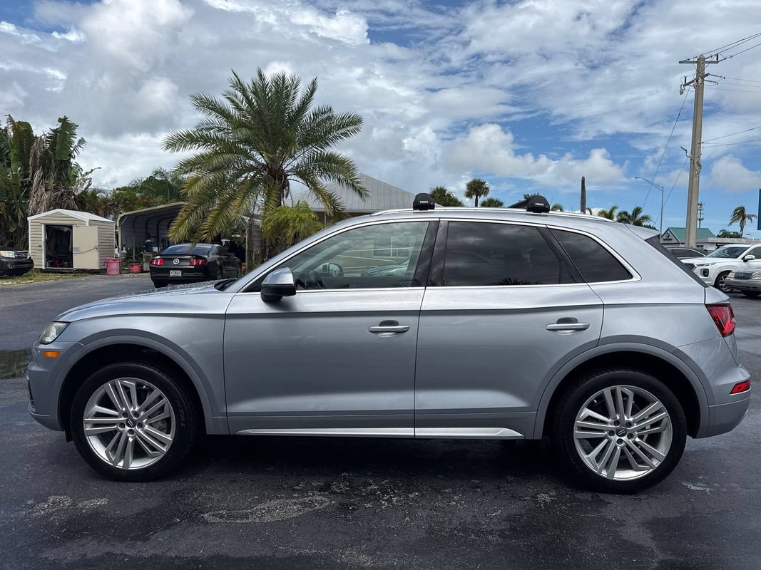Used 2018 Audi Q5 2.0T Premium Plus w/ Premium Plus Package AWD/4WD image 2