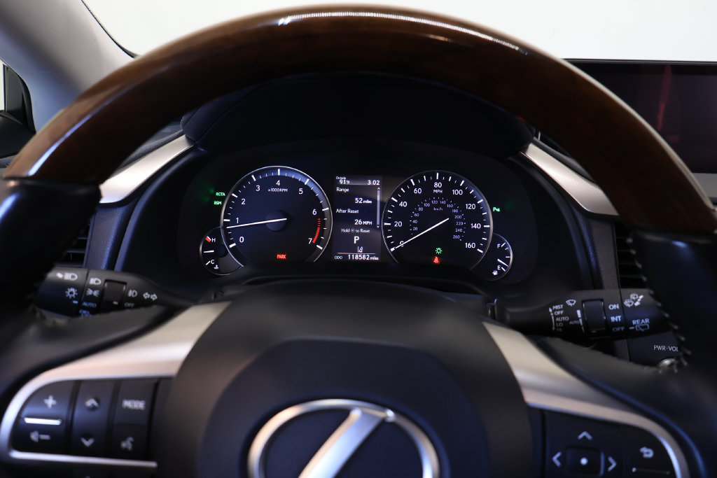 Used 2018 Lexus RX 350L FWD image 28