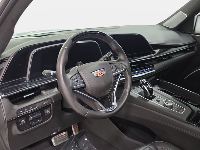 Certified 2024 Cadillac Escalade ESV V w/ LPO, Floor Liner Package AWD/4WD image 13