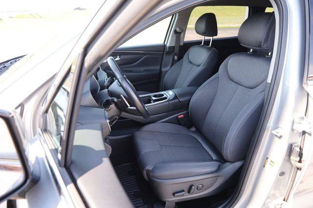 Used 2023 Hyundai Santa Fe SEL image 9