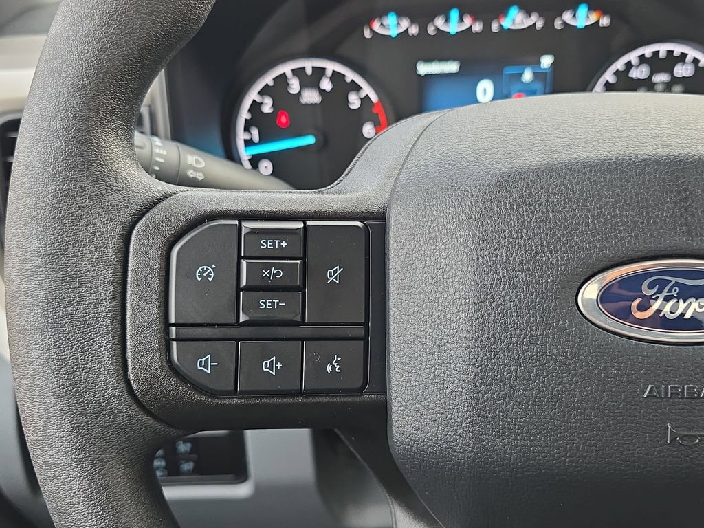 New 2026 Ford F350 XLT w/ 360-Degree Camera Package RWD image 19