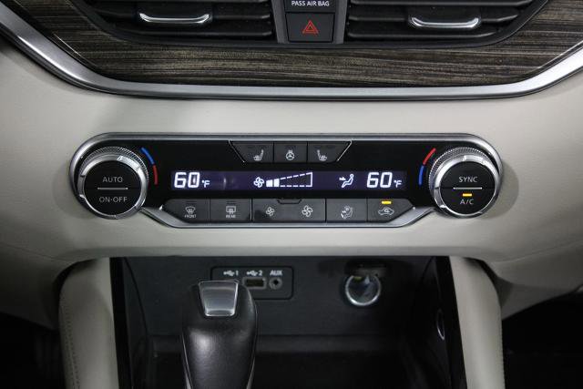 Certified 2020 Nissan Altima 2.0 Platinum FWD image 22