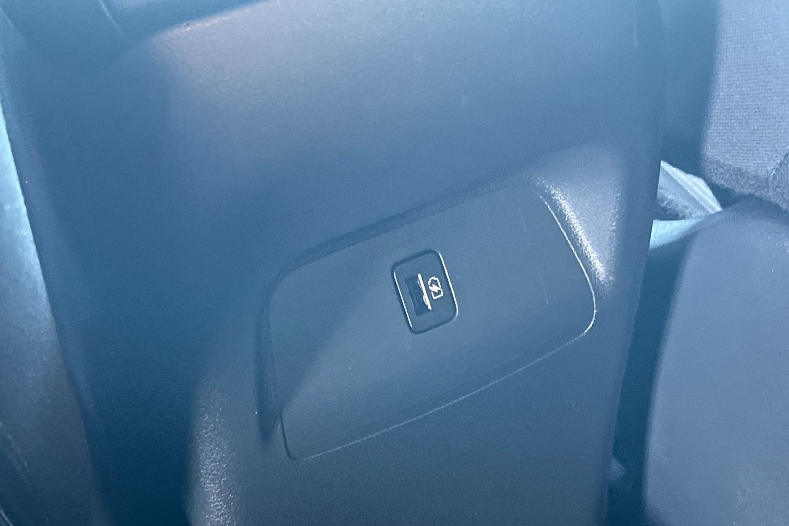 Used 2024 Nissan Sentra SV FWD image 20