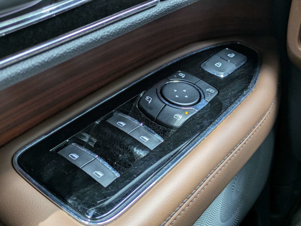 Used 2024 Lincoln Navigator Reserve AWD/4WD image 36