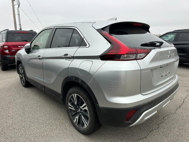 Used 2025 Mitsubishi Eclipse Cross SE image 4
