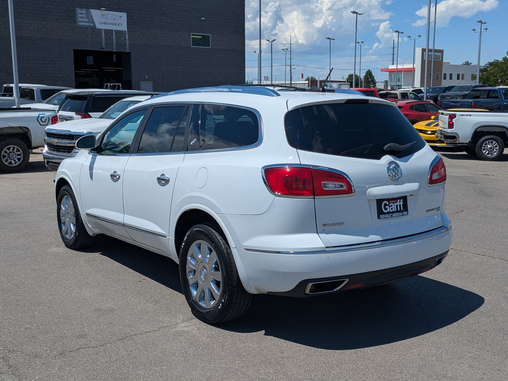 Used 2017 Buick Enclave Leather AWD/4WD image 5