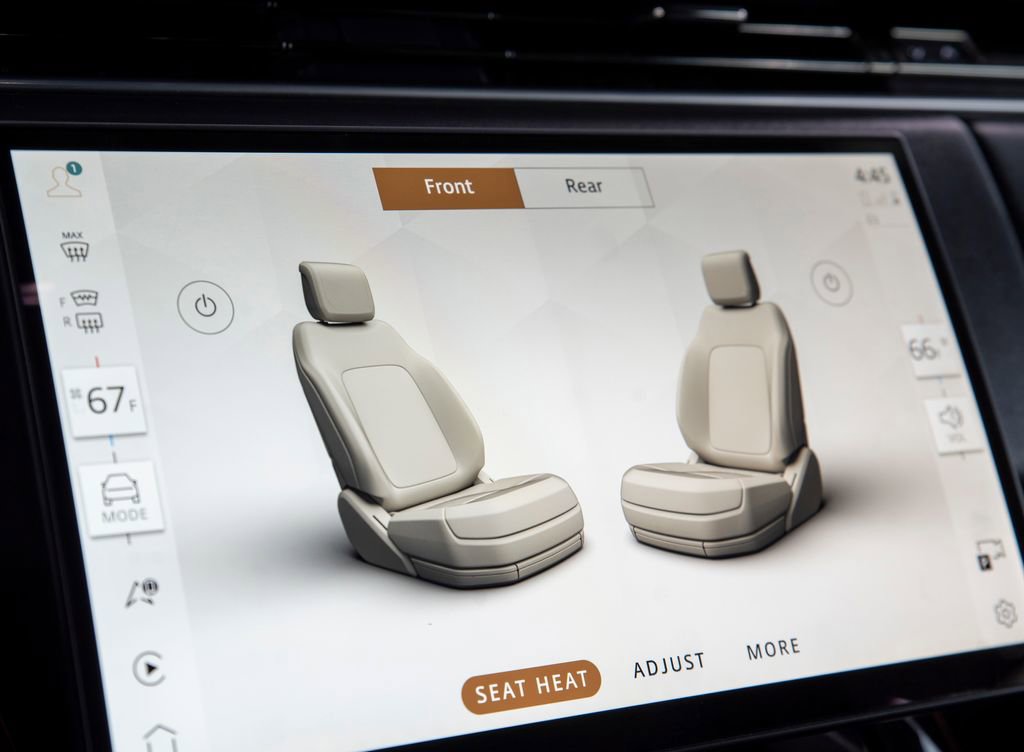 Used 2025 Land Rover Range Rover Sport SE image 33