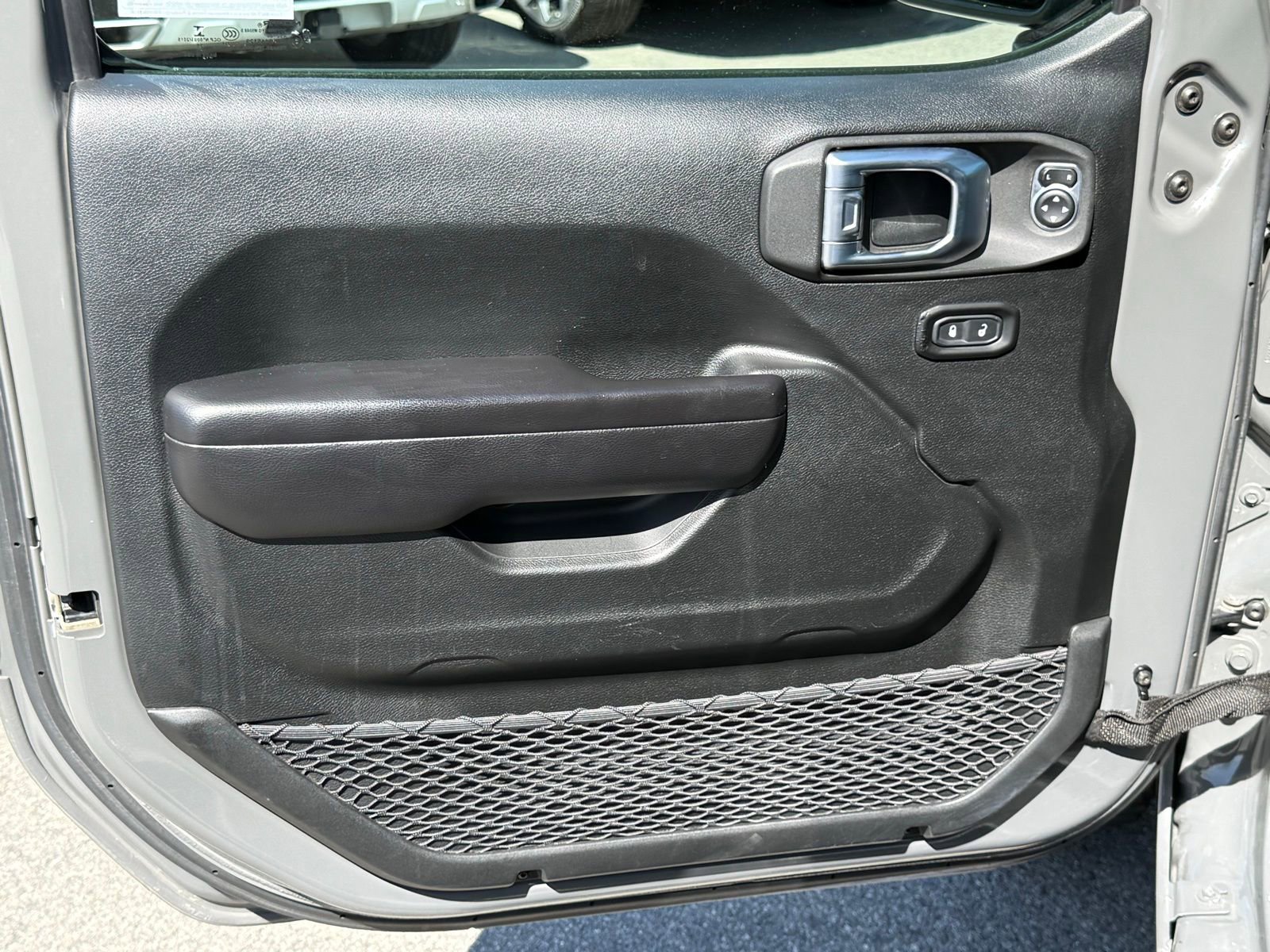 Used 2020 Jeep Wrangler Unlimited Sport S image 20