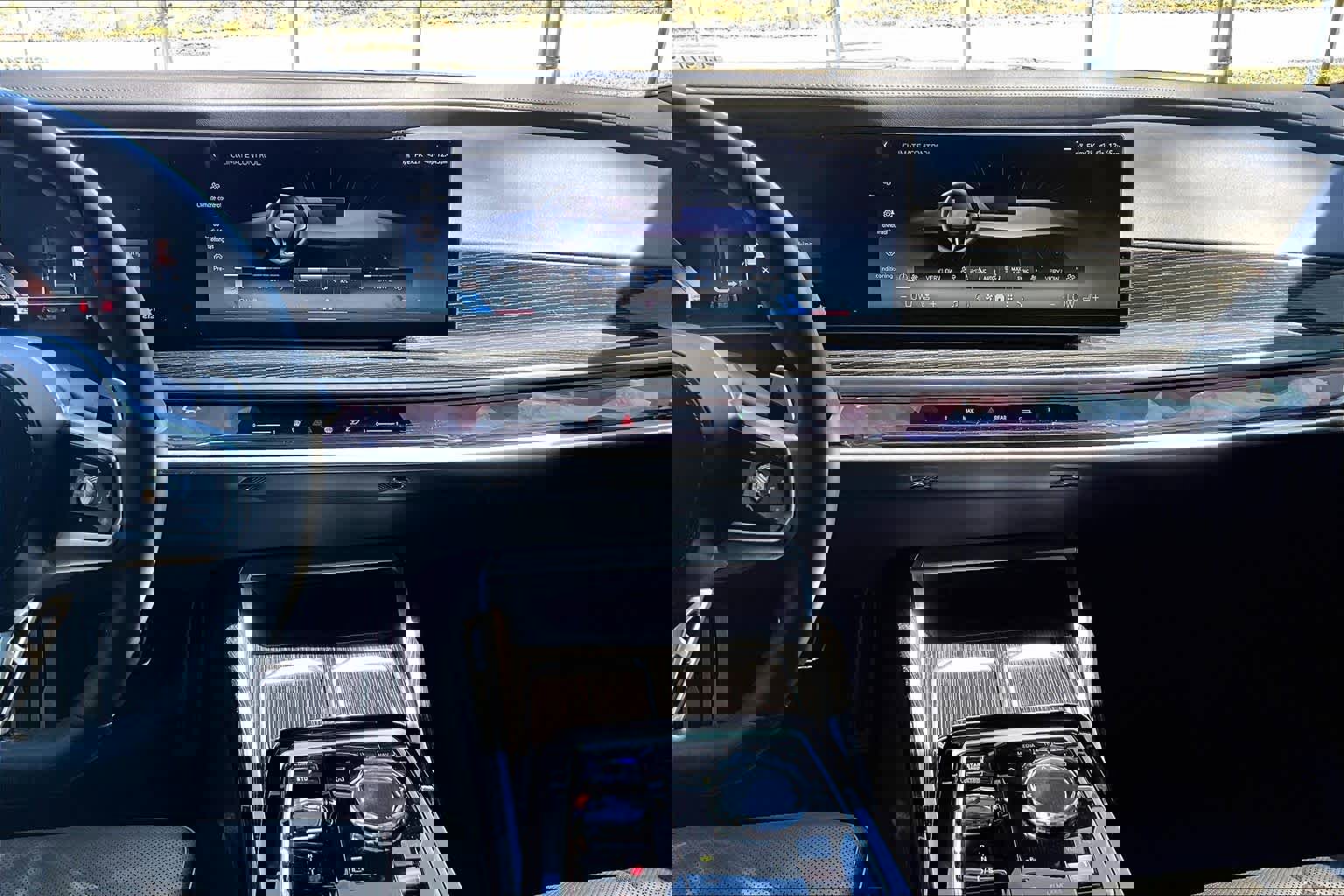 Used 2023 BMW 740i 740i image 7