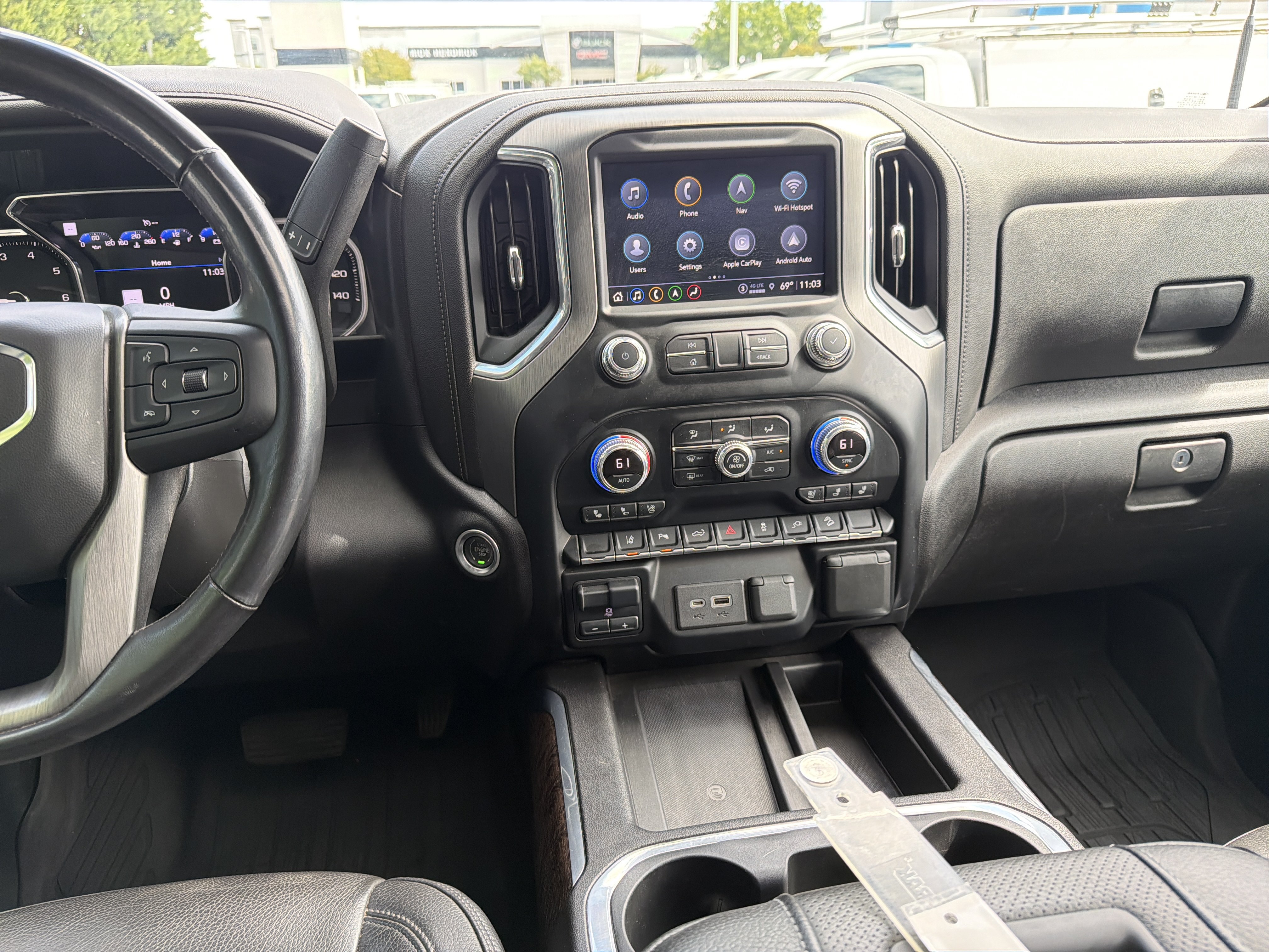 Used 2022 GMC Sierra 2500 Denali w/ Denali Ultimate Package AWD/4WD image 30