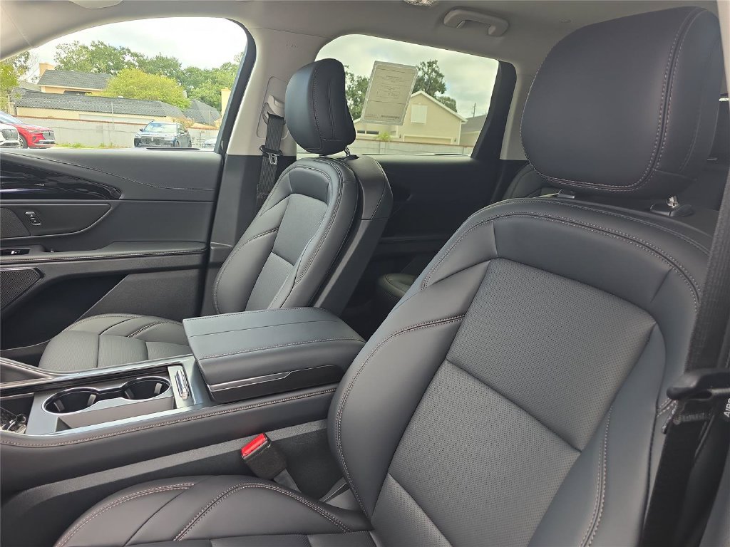 New 2026 Lincoln Nautilus Premier AWD/4WD image 15