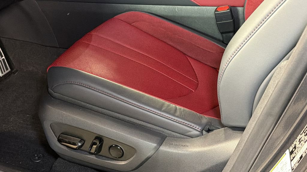 Certified 2025 Lexus RX 500h F Sport w/ Convenience Package image 24