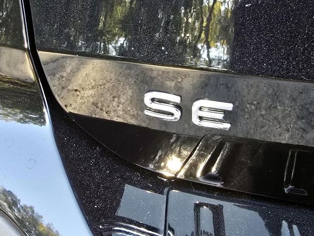 New 2025 Volkswagen Taos SE image 7