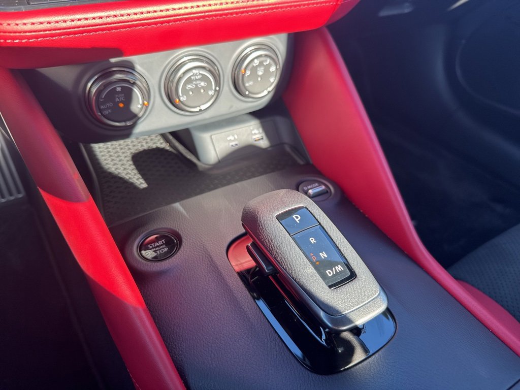 Used 2024 Nissan Z Performance w/ Floor Mat Package image 21
