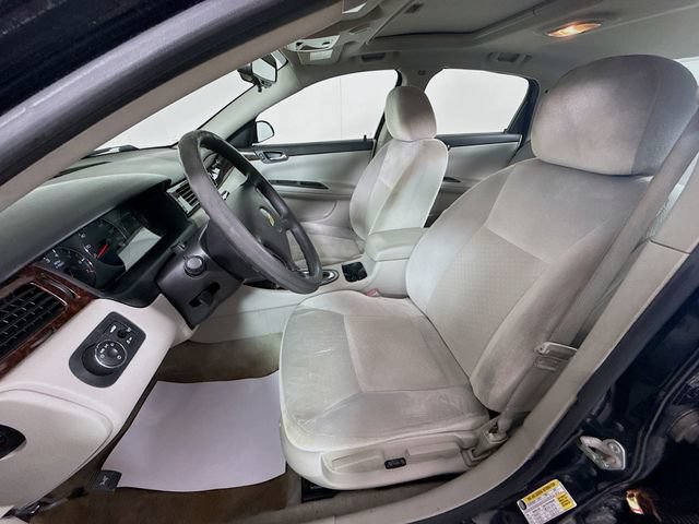 Used 2015 Chevrolet Impala LT w/ LT Sunroof Package FWD image 20