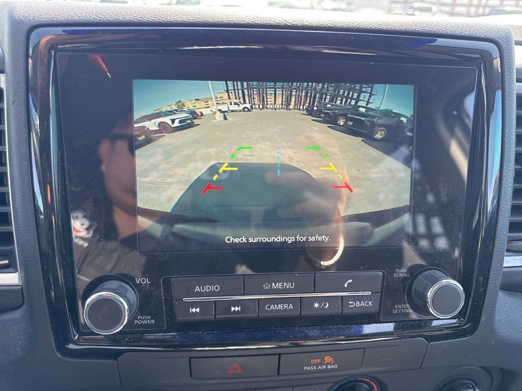 Used 2023 Nissan Frontier SV w/ Technology Package image 10