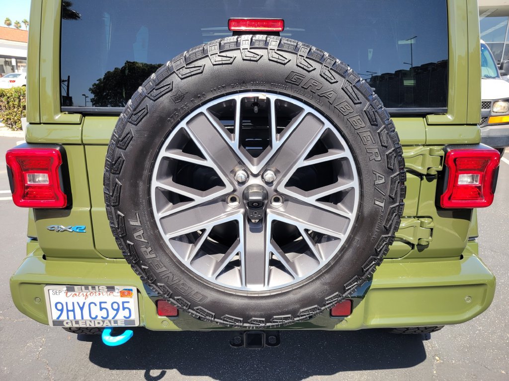 Used 2024 Jeep Wrangler High Altitude AWD/4WD image 22
