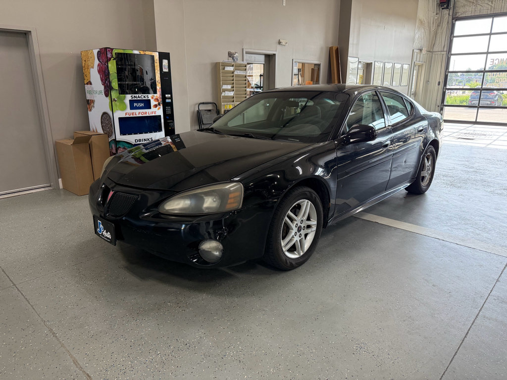 Used 2004 Pontiac Grand Prix GT FWD image 2