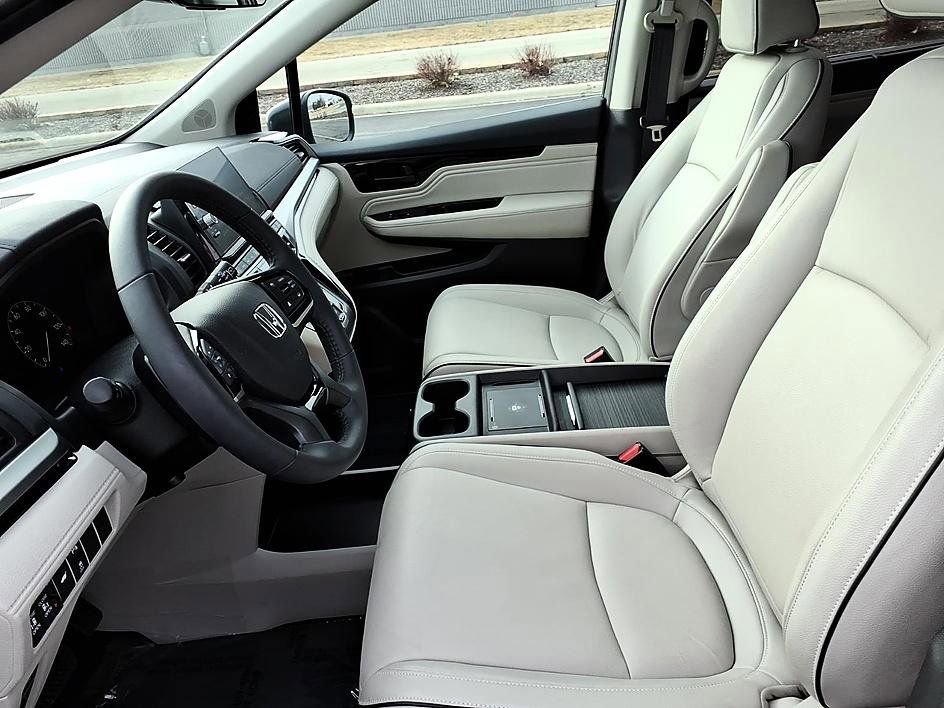 Used 2026 Honda Odyssey Touring image 16