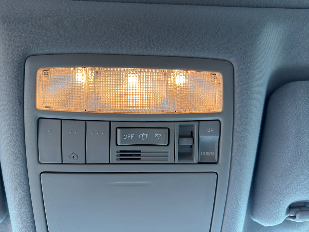 Used 2013 Toyota Venza Limited w/ Tow Prep Pkg FWD image 15
