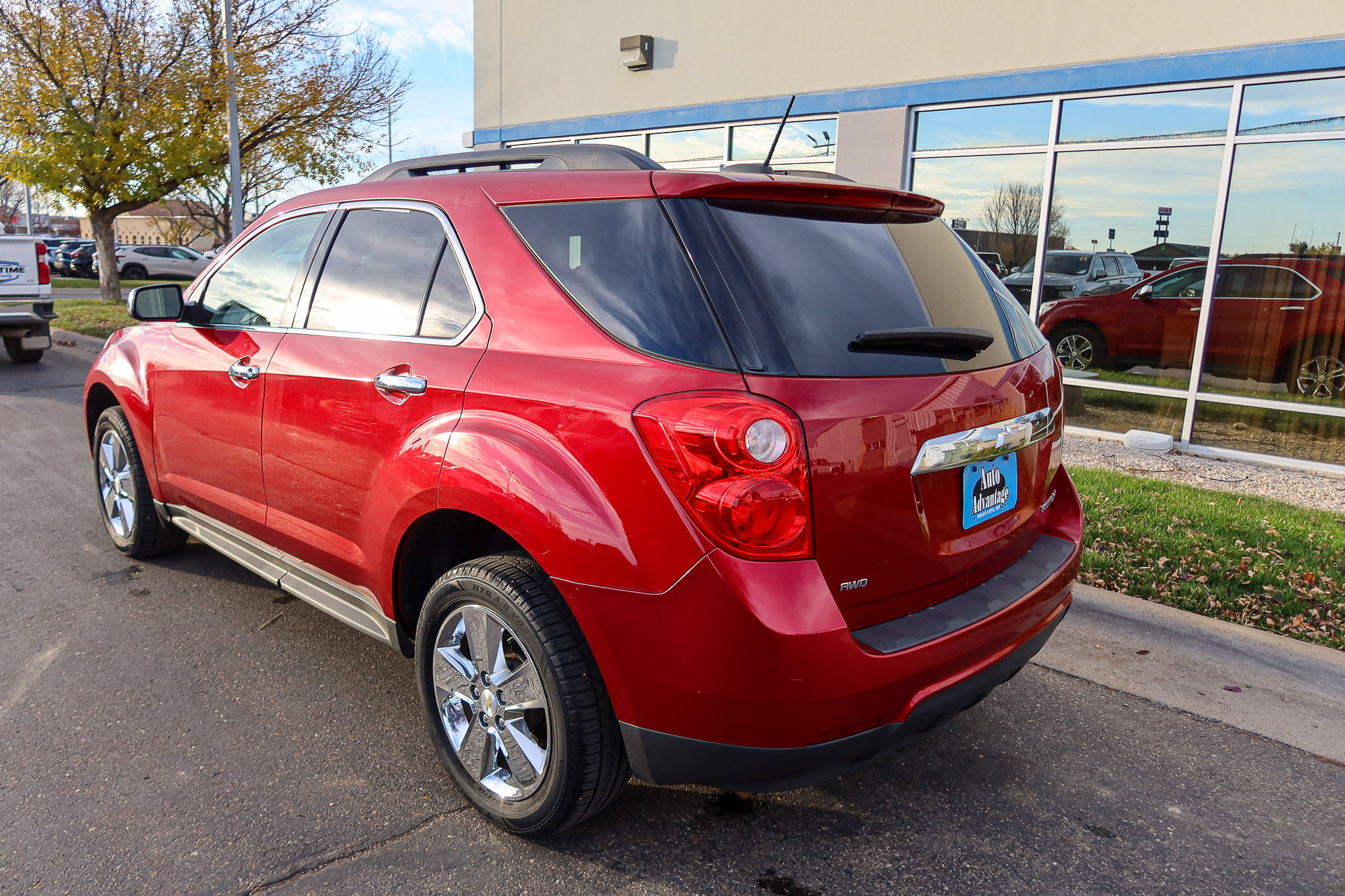 Used 2015 Chevrolet Equinox LT w/ Chrome Appearance Package AWD/4WD image 8
