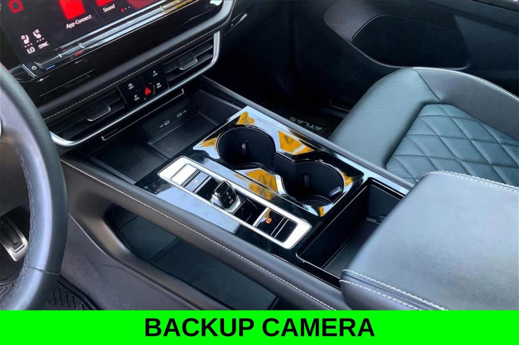 Used 2024 Volkswagen Atlas Cross Sport SEL Premium R-Line image 8