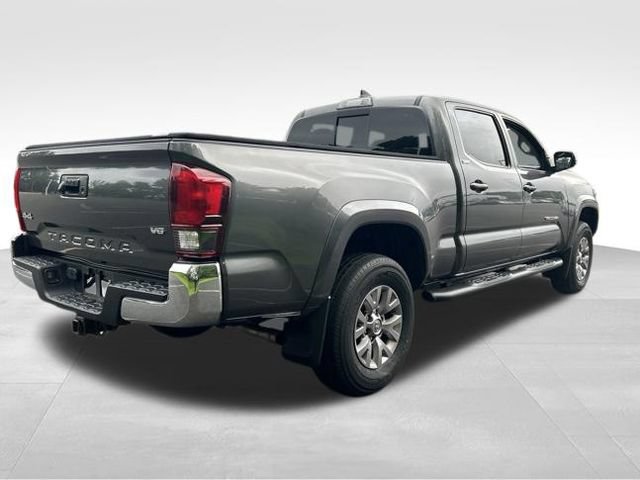 Used 2019 Toyota Tacoma SR5 AWD/4WD image 7