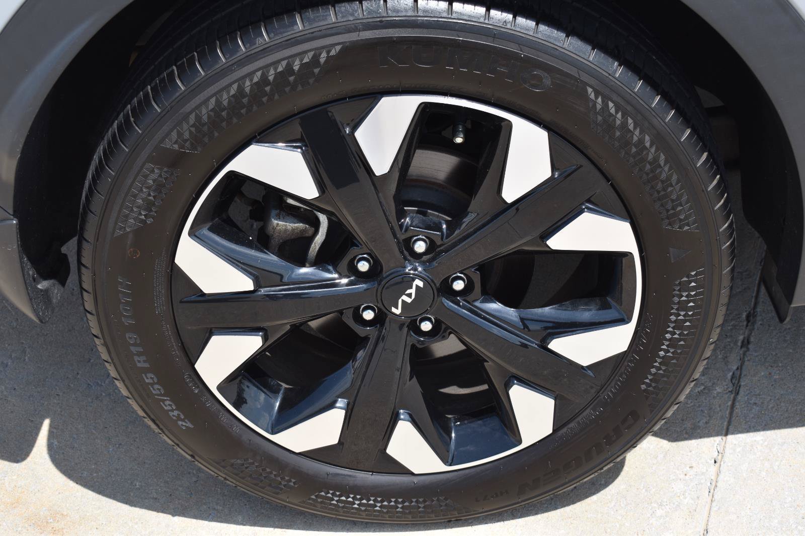 Used 2023 Kia Sportage X-Line AWD/4WD image 13
