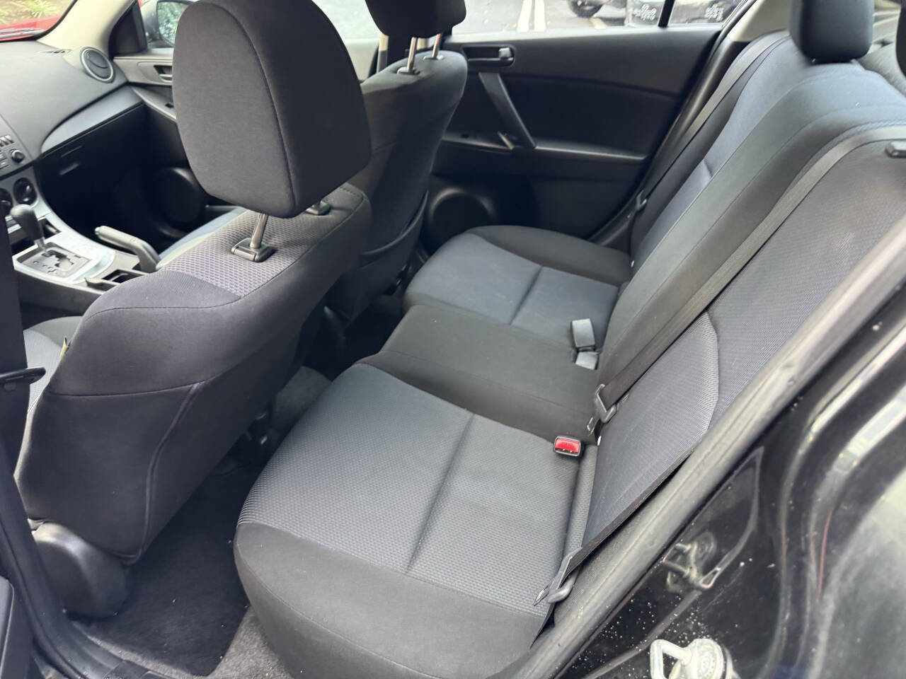 Used 2010 MAZDA MAZDA3 i Sport image 14