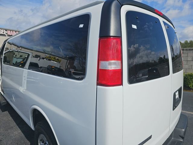 Used 2023 Chevrolet Express 3500 LT w/ LT Preferred Equipment Group image 30
