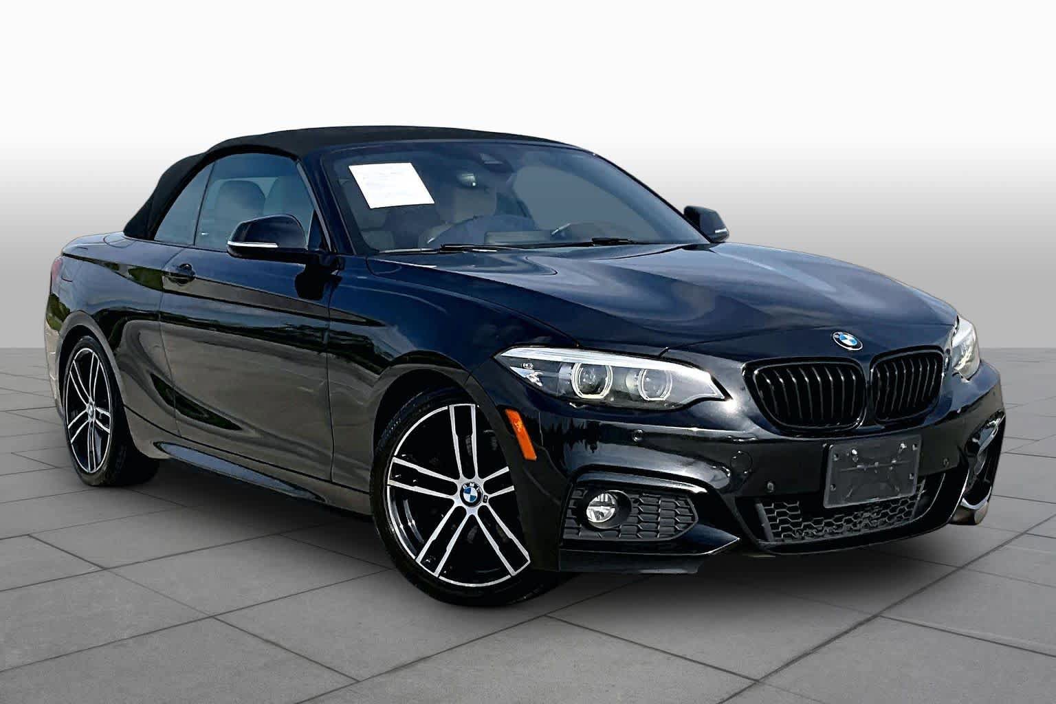 Used 2020 BMW 230i Convertible w/ M Sport Package RWD image 2