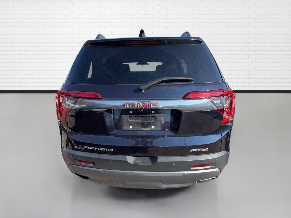 Used 2022 GMC Acadia AT4 w/ Technology Package AWD/4WD image 7