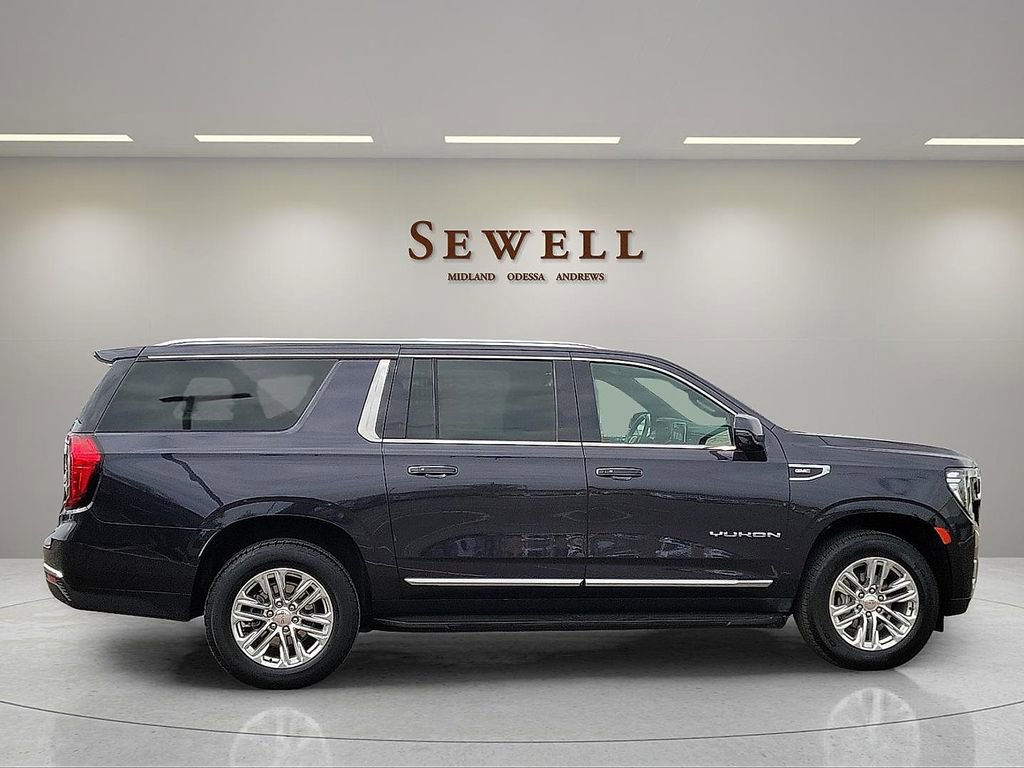 Used 2024 GMC Yukon XL SLT w/ SLT Luxury Package AWD/4WD image 6