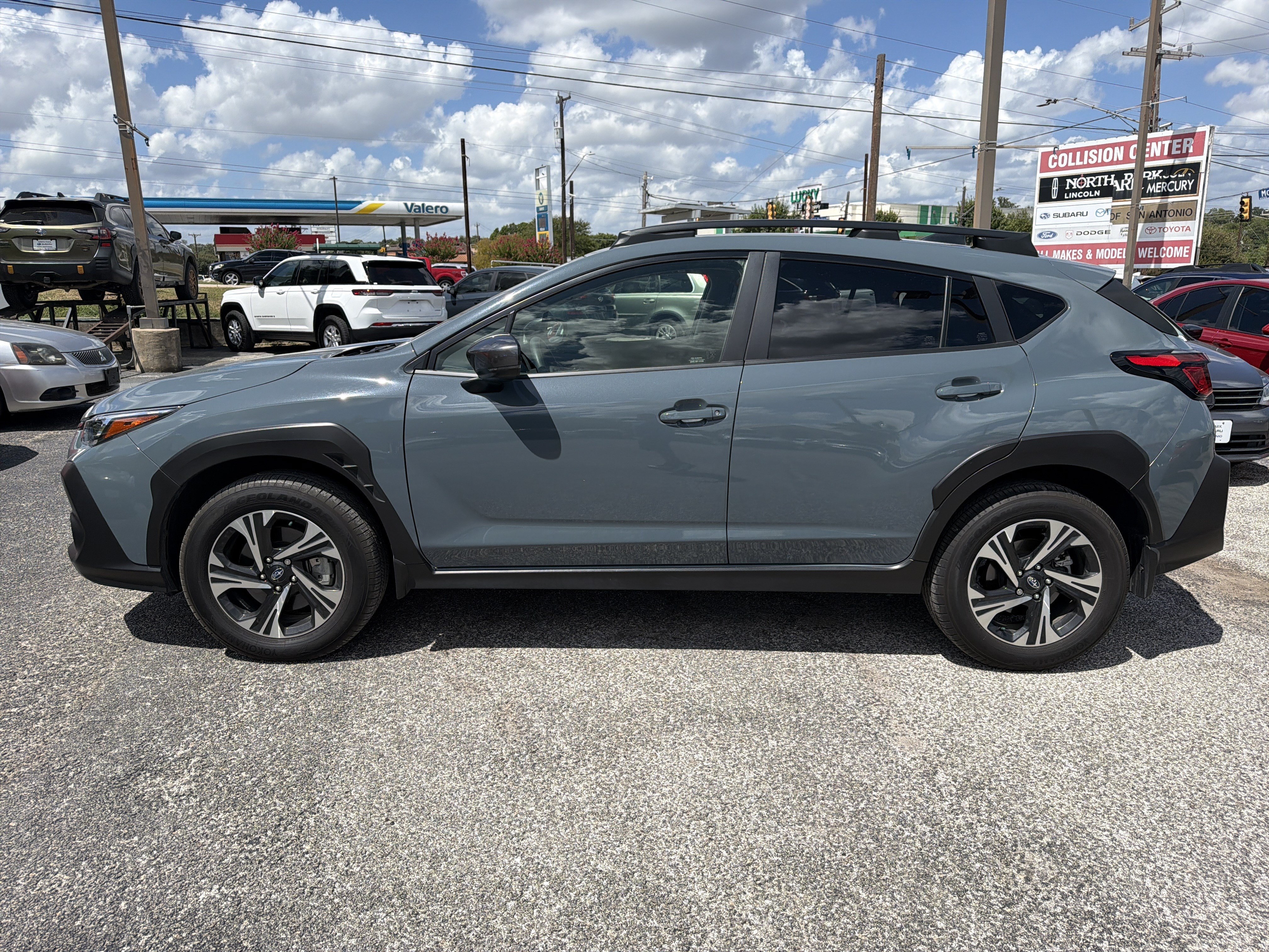 Used 2024 Subaru Crosstrek 2.0i Premium AWD/4WD image 6