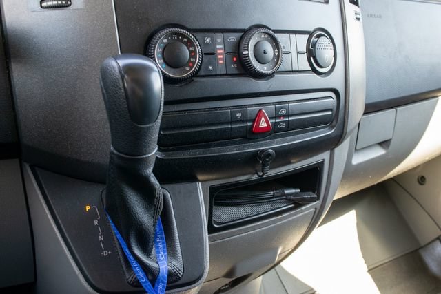 Used 2010 Mercedes-Benz Sprinter 2500 image 20
