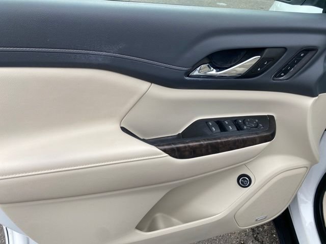 Used 2023 GMC Acadia Denali w/ LPO, Floor Liner Package FWD image 17